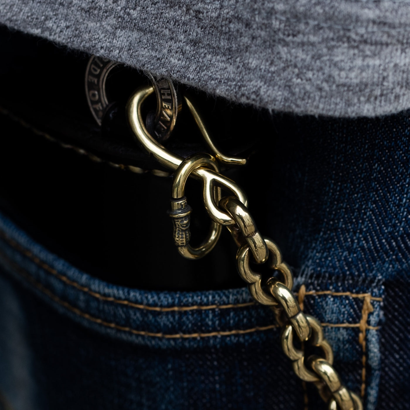 PE-PEANUTS-WALLET-CHAIN-BR - Peanuts & Co Peanuts WALLET CHAIN - Brass