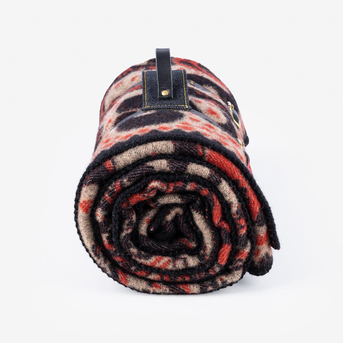 IH-X-IF-01 - Iron Heart x Indigofera Friendship Blanket