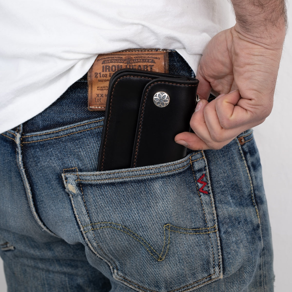 GA-WALLET-BLK_021.jpg