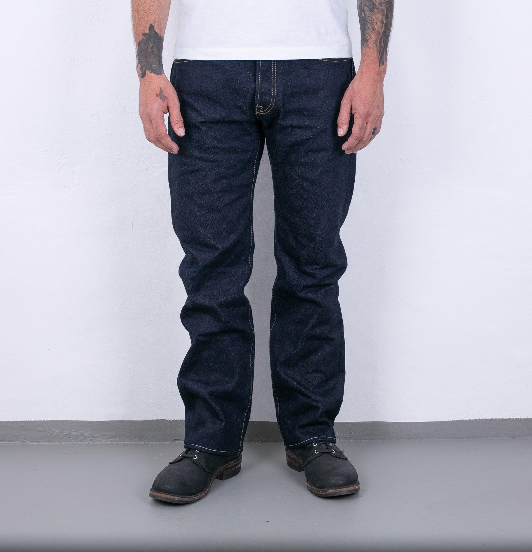 Image showing the IH-634S-UHR - 21/23oz Raw Selvedge Denim Straight Cut Jeans Indigo which is a Jeans described by the following info 634, Bottoms, Iron Heart, Jeans, Released, Straight and sold on the IRON HEART GERMANY online store