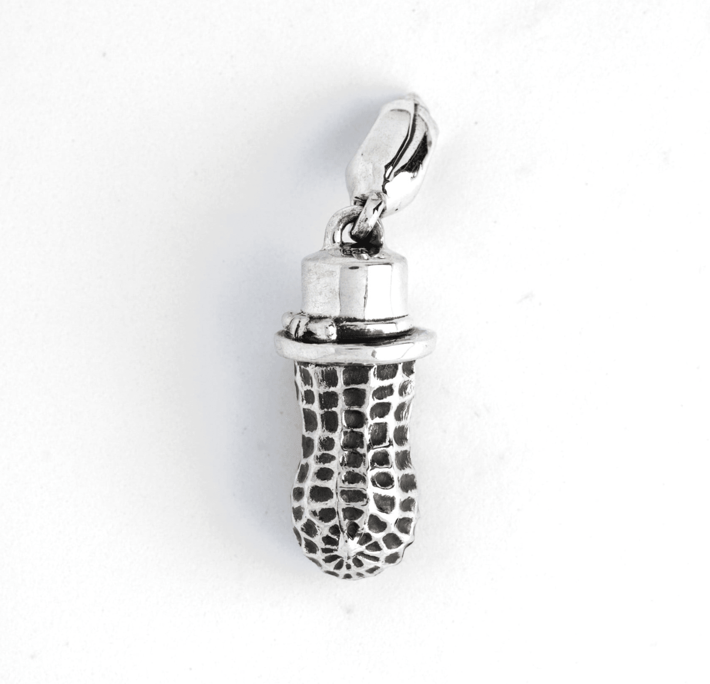 Image showing the Peanuts & Co YACHIMATA PEANUTS key ring pendant - Silver which is a Others described by the following info Accessories, Others, Peanuts & Co, Released and sold on the IRON HEART GERMANY online store