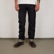 Image showing the IH-634S-142 - 14oz Selvedge Denim Straight Cut Jeans Indigo which is a Jeans described by the following info 634, Bottoms, Iron Heart, Jeans, Released, Straight and sold on the IRON HEART GERMANY online store