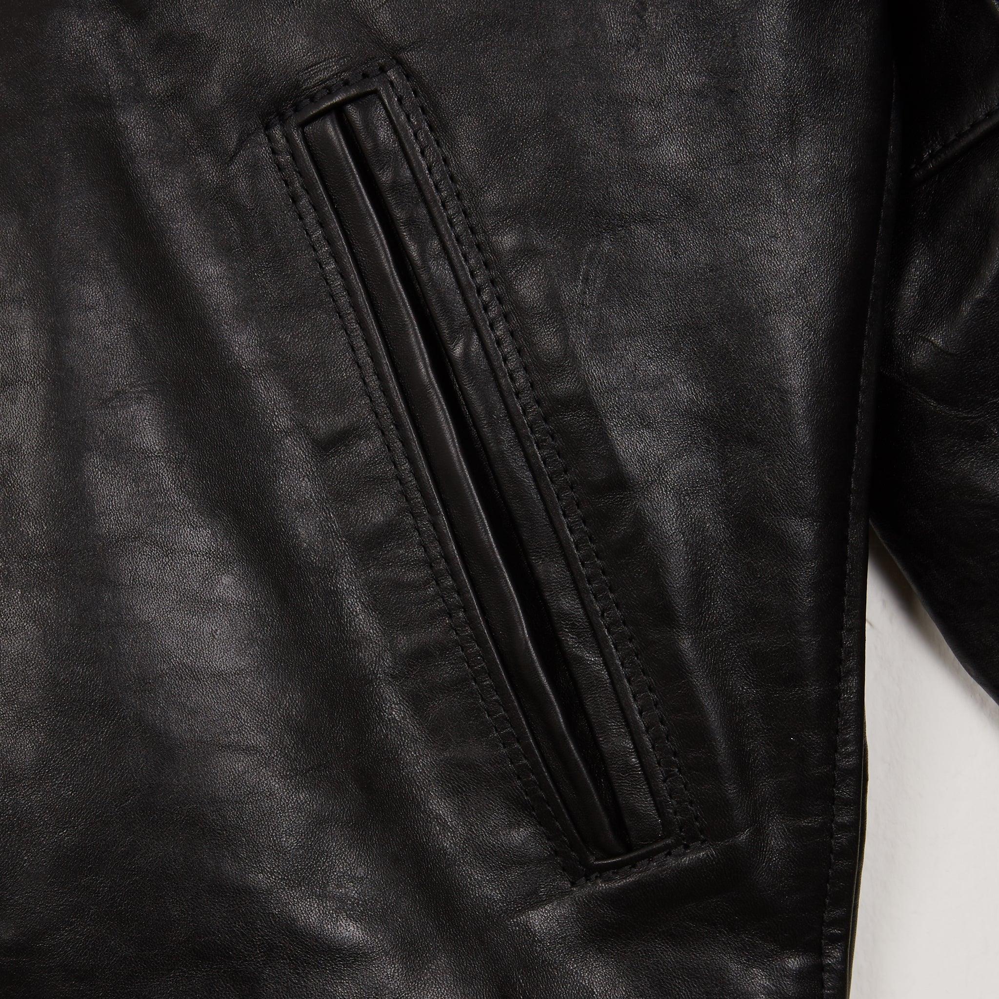 Image showing the SB-MV-ME/HO-BLK - Simmons Bilt "MAVERICK" Horween Horsehide Jacket - Black which is a LEATHER JACKETS described by the following info Bargain, Jackets, LEATHER JACKETS, SIMMONS BILT and sold on the IRON HEART GERMANY online store